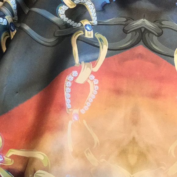 Top - Picture 5 of 6